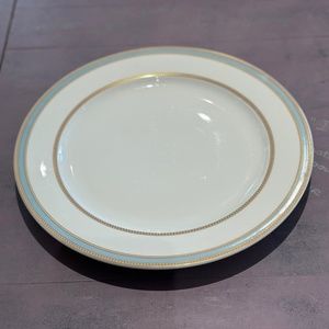 Vintage Royale Rego porcelaine large plate
